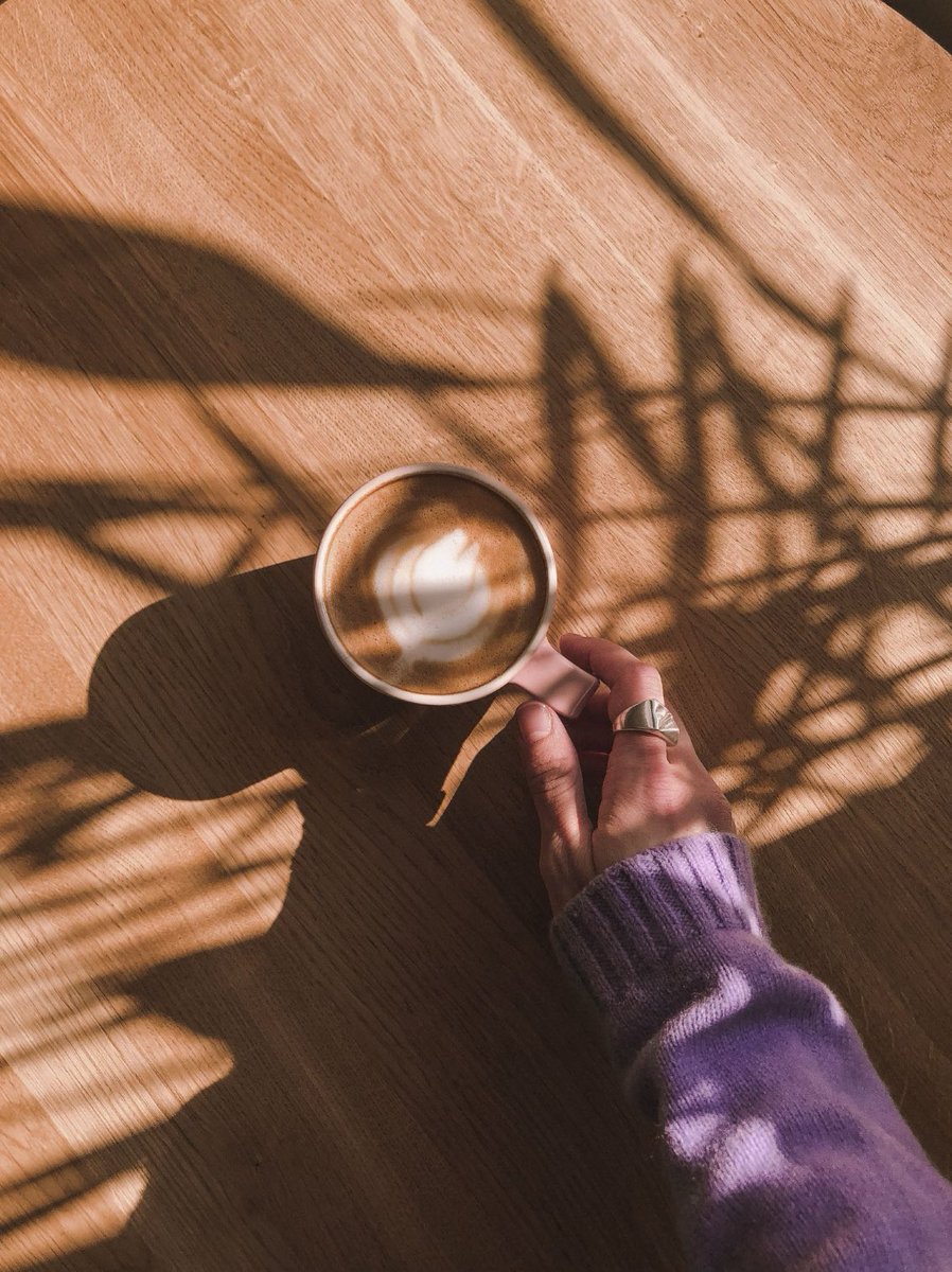 From lattes to drip, espressos to pour overs, the possibilities to brew your beloved blend are endless. ☕ If a latte or frothy cappuccino is your go-to at home, Lively Up is a delicious choice for pairing with milk - with its soulful, uplifting tasting notes. 🙌🏽 #Fairtrade