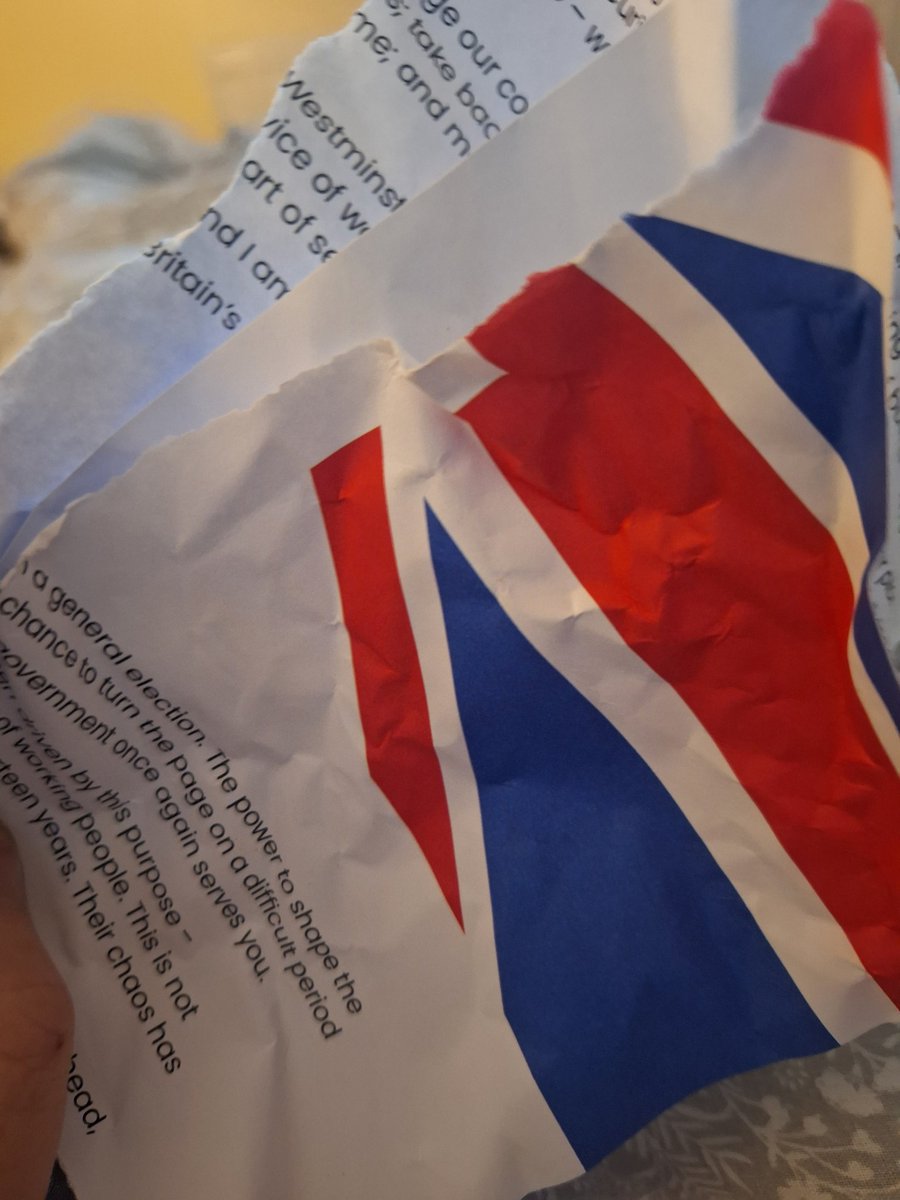 nickiukengland's tweet photo. Please don't waste your time sending junk in my mail. It only gets torn up and thrown a way like you did to the thousands of British children that were  allowed to be sexually abused. #scumbar @UKLabour @Keir_Starmer https://t.co/hHYr2ybMHJ