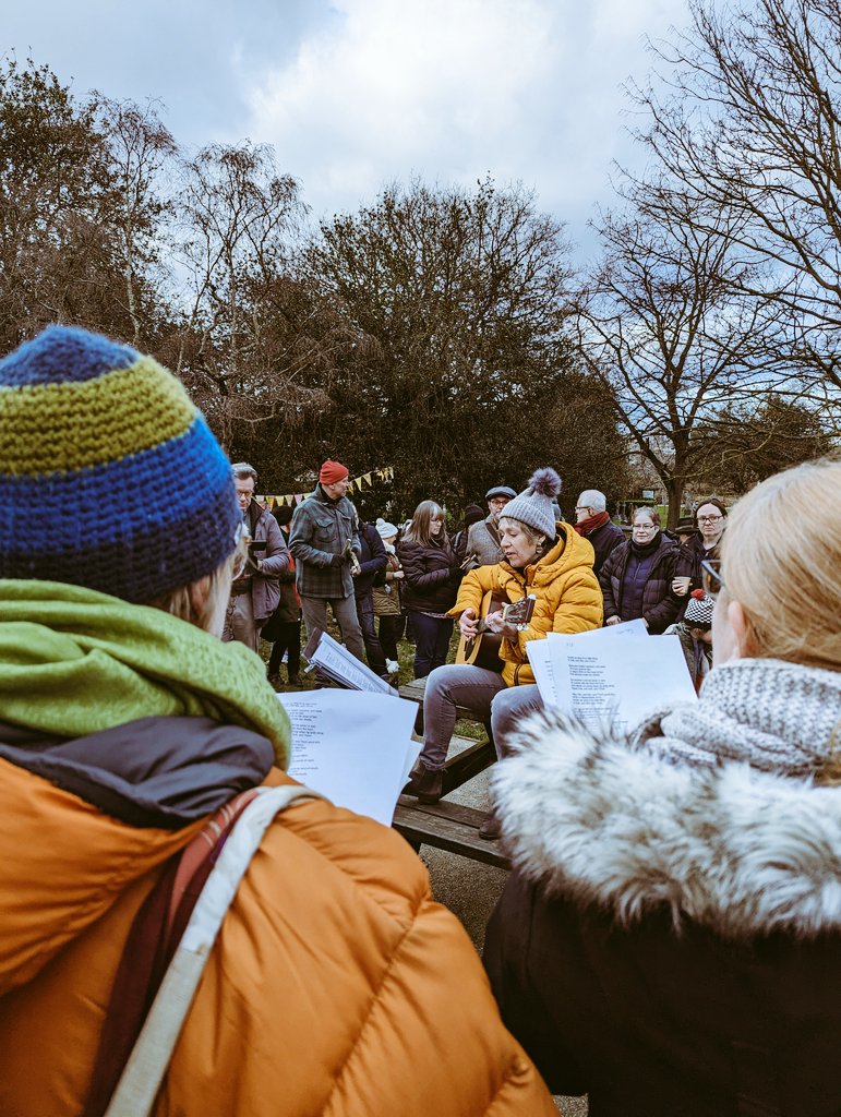 MajidurR's tweet photo. Lovely attending the Wassail in East Greenwich Pleasaunce earlier today. Supported by @EastGCllrs #CommunityEngagement
#CulturalCelebration https://t.co/5GCX9xUjLd