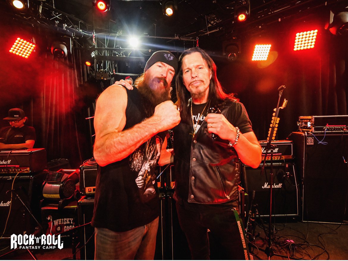 Happy birthday to @blacklabelsocietyofficial #zakkwyldeguitar @zakkwyldebls i've known since he joined Ozzy in the 80s!  Super cool dude- Rock #guitar he is second to none!!!  
Great to reconnect with you bro and thanks for being so great to my @rockfantasycamp #campers 👊🏼✅👊🏼