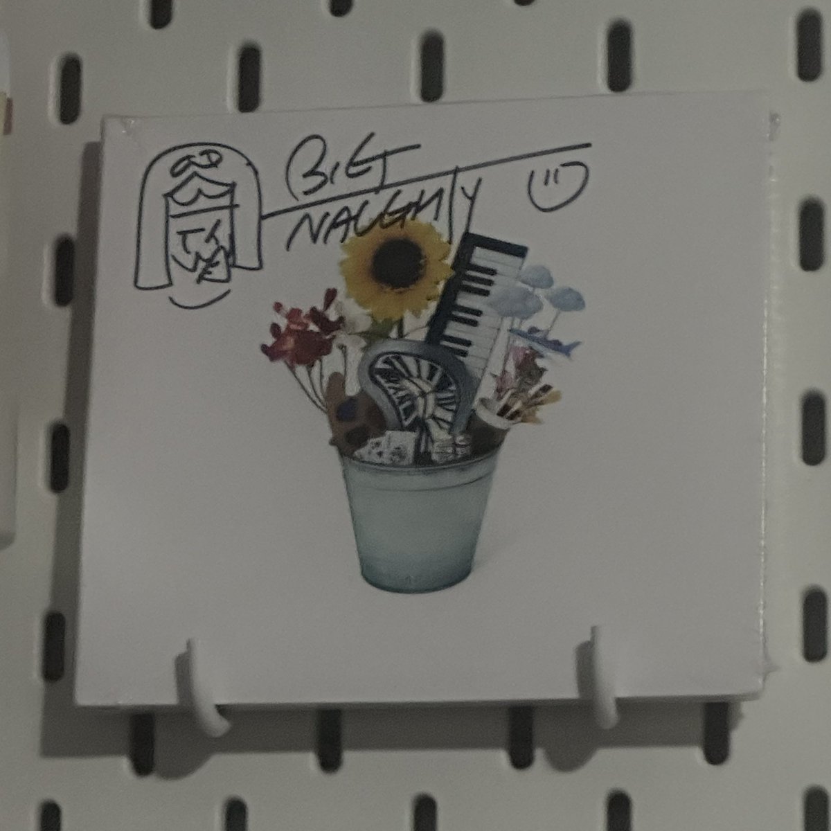 winrinakart's tweet photo. wts lfb 

big naughty bucket list 
- signed &amp; sealed
- php 1300, 1200 lp 

tags khh album ph https://t.co/cGNqPTZfFv