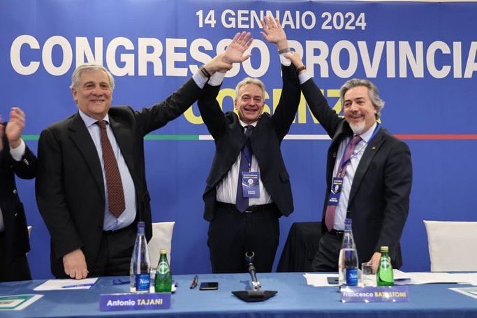 frabattistoni's tweet photo. Oggi a #Cosenza ho presieduto il Congresso Provinciale di @forza_italia alla presenza del nostro Segretario @Antonio_Tajani.
In tantissimi per l’elezione all’unanimità del Coordinatore Provinciale @galloofficial
Complimenti Gianluca e buon lavoro! https://t.co/XKIe2zATCL