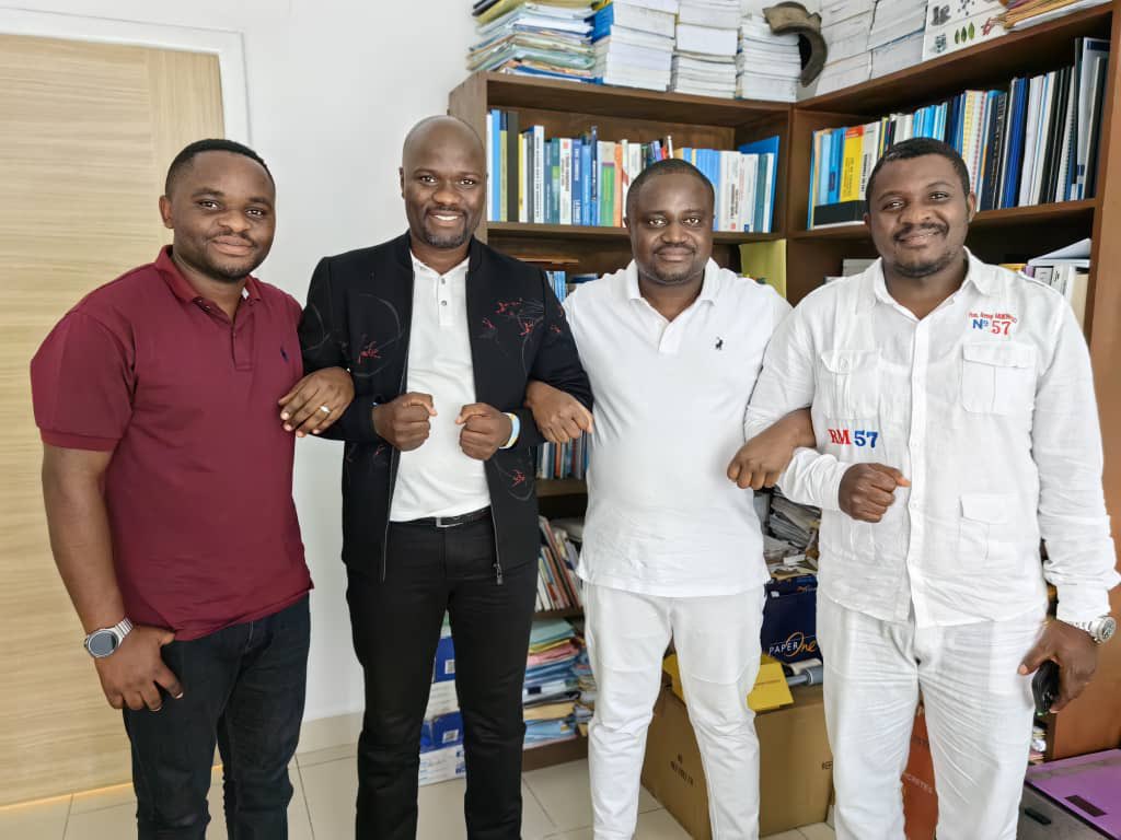 butondonzangi's tweet photo. Elections législatives Nationales

Une année et 6 mois seulement après sa création, le parti politique AVRP rafle 10 sièges dont 7 dans la seule province du Nord-Kivu avec le meilleur élu de la République SAIDI BALIKWISHA : 67.913 voix comptage CENI. 

Peuple Congolais ceci est une preuve de votre attachement à notre Parti, un soutien à notre combat, votre combat. Merci de croire en notre action volontaire et patriotique. 
Merci pour la confiance. 

En image, nos quatre élus nationaux sur les 7 du Nord Kivu.