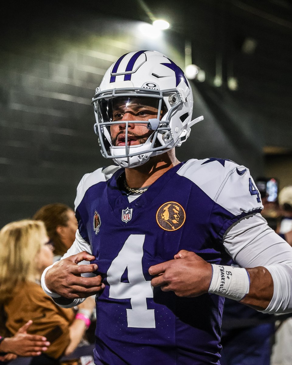 mistermartinez9's tweet photo. Después de una temporada regular de ensueño, en donde demostraste que perteneces a la élite de la posición, es momento de resumir el camino en playoffs.

Hoy es solamente el primer paso hacia la inmortalidad. https://t.co/tng7Suoai1