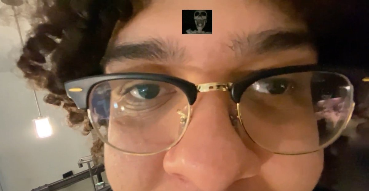 GCasta3's tweet photo. @ItsZoil I bet this is what you looked like while typing that https://t.co/aKuQV2QjyB