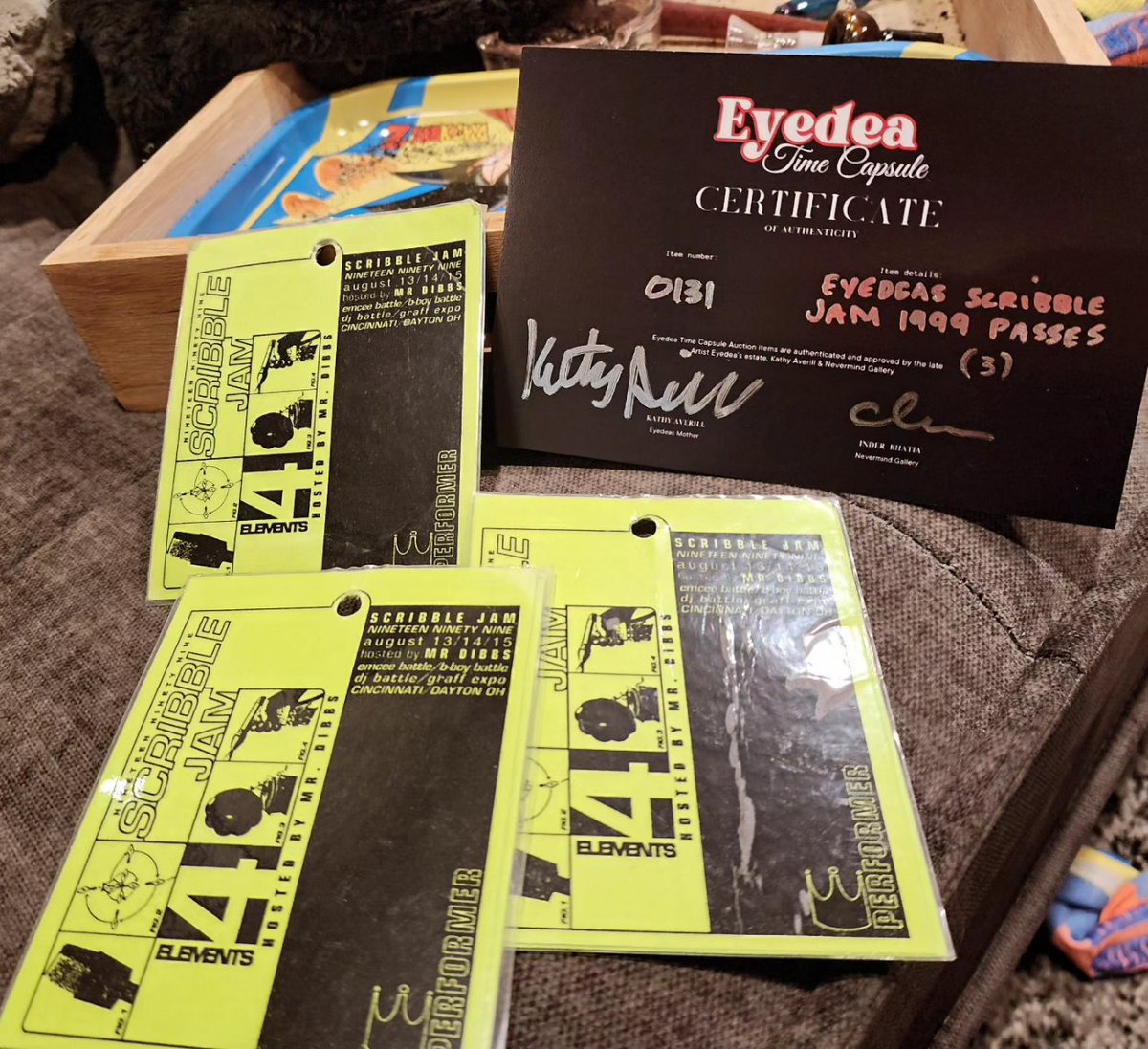 SalvadorKubrick's tweet photo. Won Eyedeas personal Scribble Jam 1999 passes! Dude took it all that year! It's a literal piece of battle history #scribblejam #Scribblejam1999 #eyedea #eyedeaandabilities #hiphop  #undergroundhiphop  #rhymesayers #rse #battlerapper #battlerap   #reyep  #atmosphere #aesoprock https://t.co/c1gsAitv1D