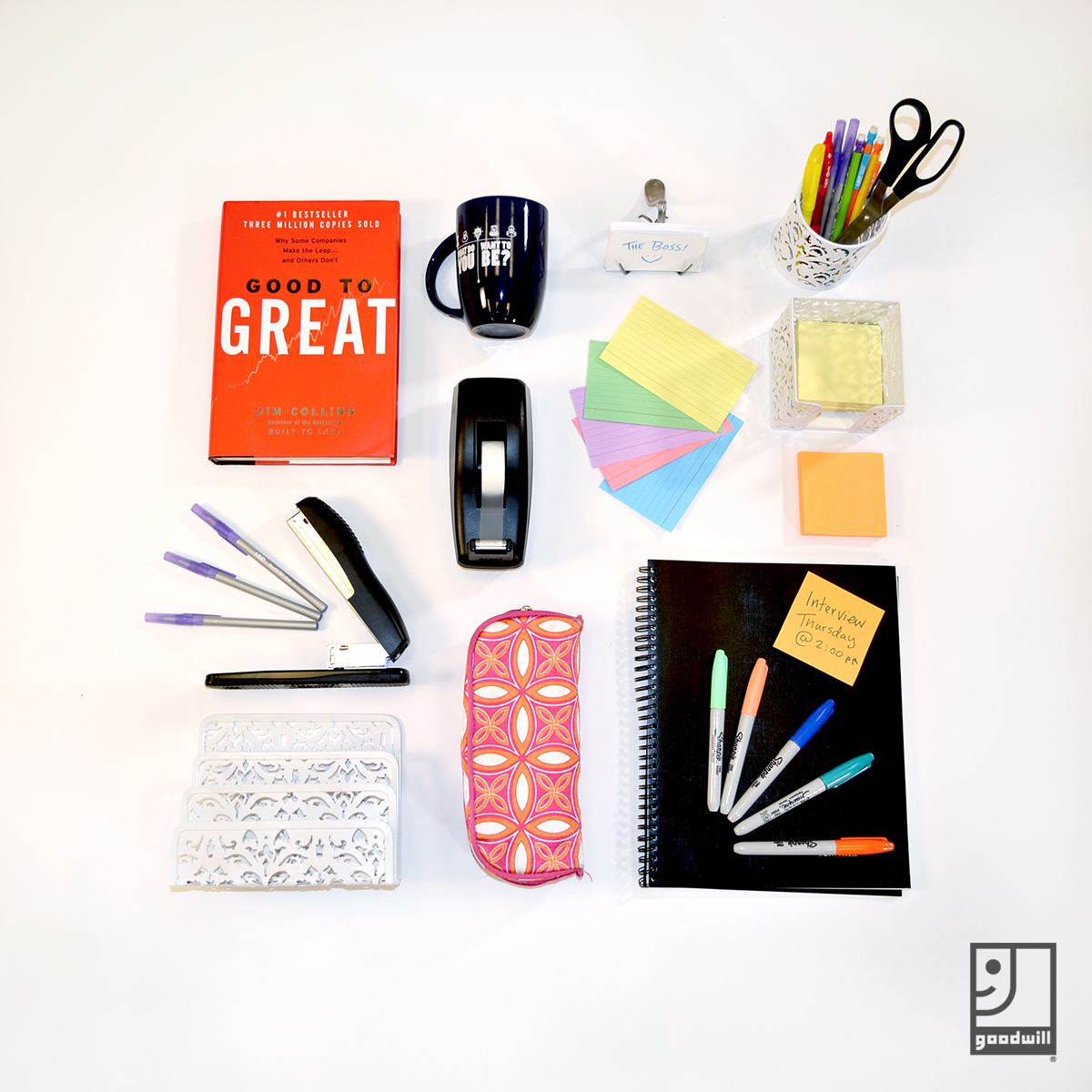 Did you know a top New Year’s Resolution is to “Get organized!” Start 2024 off in orderly bliss with a few #GoodwillFinds for your workspace. 👍