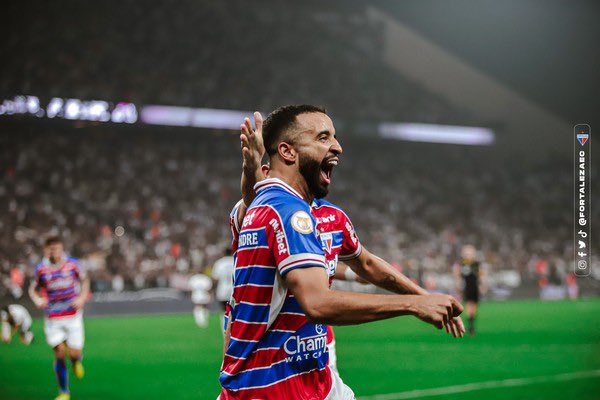 O Ritmista

Caio Alexandre será jogador do Bahia na temporada 2024. O atleta chega ao Tricolor Baiano para melhorar a capacidade de saída de jogo, no controle de ritmo, na candência, na inversão de jogo, além de ser um jogador que contribuiu com 5 gols e 6 assistências em 65