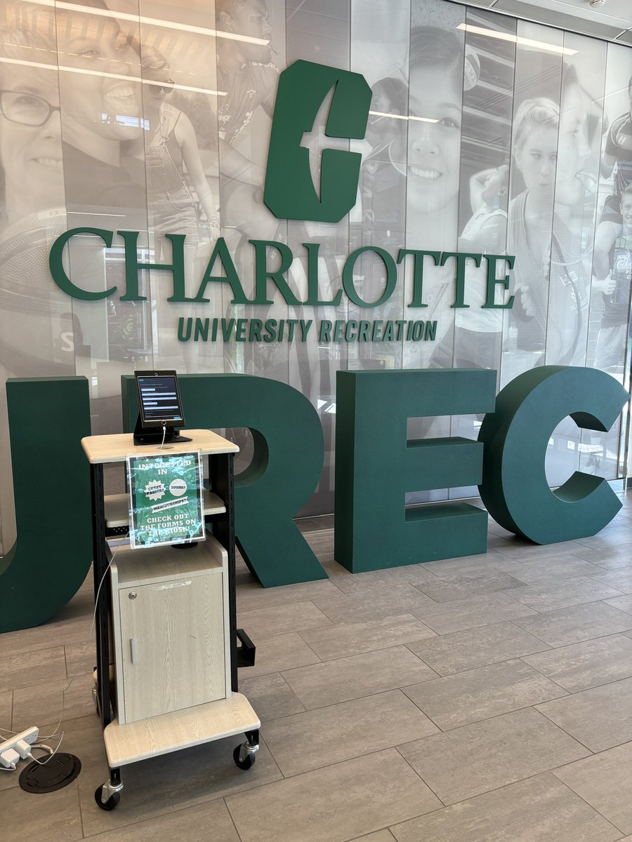 cece_hale1's tweet photo. Had a great time this morning at UNC Charlotte! Go niners ⛏️ https://t.co/qFTAqqALs3