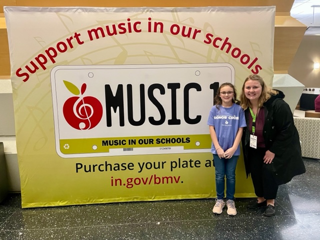 DeKalbJRW's tweet photo. Penelope Reasner performed in the IMEA Elementary State Honors Choir this weekend at the Embassy Theater! Penelope submitted an audition in October and was selected to be a part of the prestigious 140 singer group of students from all across the state of Indiana. https://t.co/E5cFocOEz5