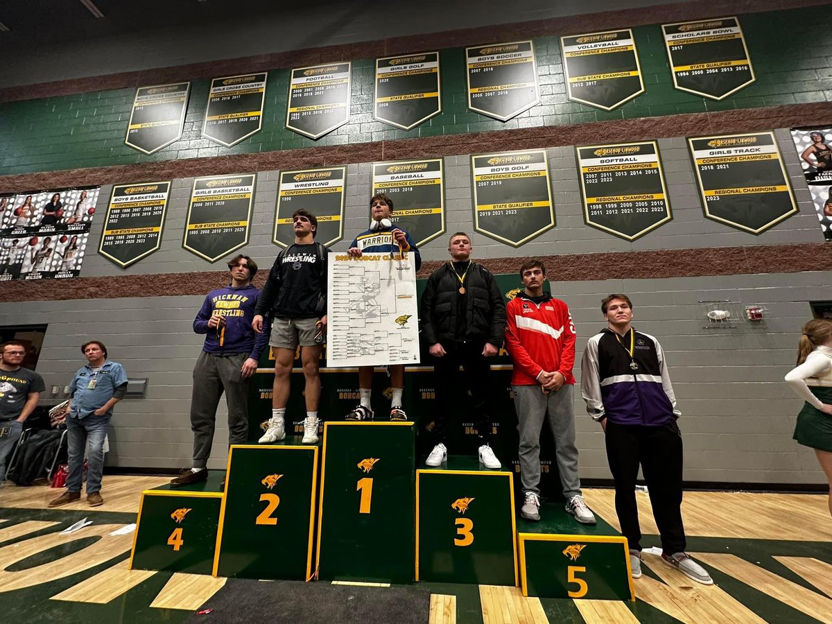 CJHansen1013's tweet photo. Great job @LLions_wrestle at the Bobcat this weekend!! 

Sawyer Jorgensen- 2nd 🥈
Noah Mathis- 3rd 🥉
Elijah Mathis - 3rd 🥉 

@kwcaonline https://t.co/rjGCtXMT2d