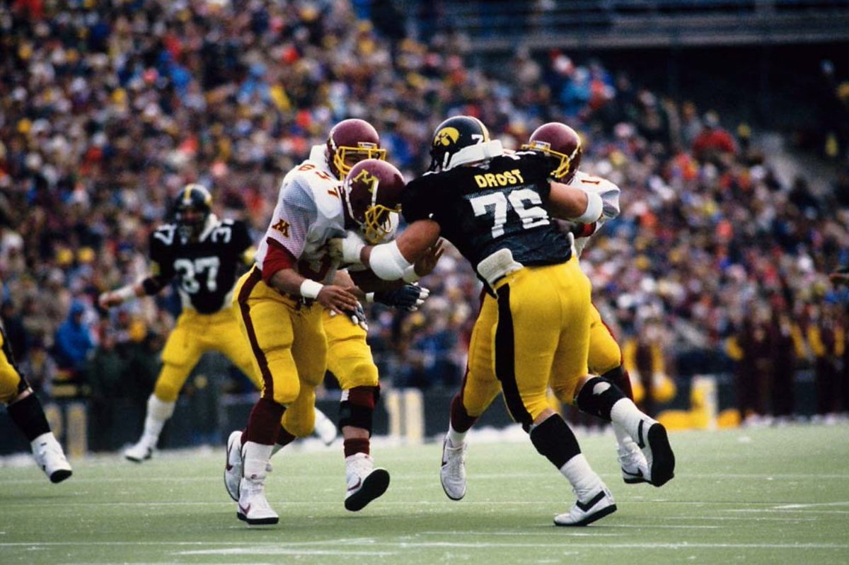 Happy Birthday to Jeff Drost! Enjoy your day. Go Hawks! #LegacyHawk