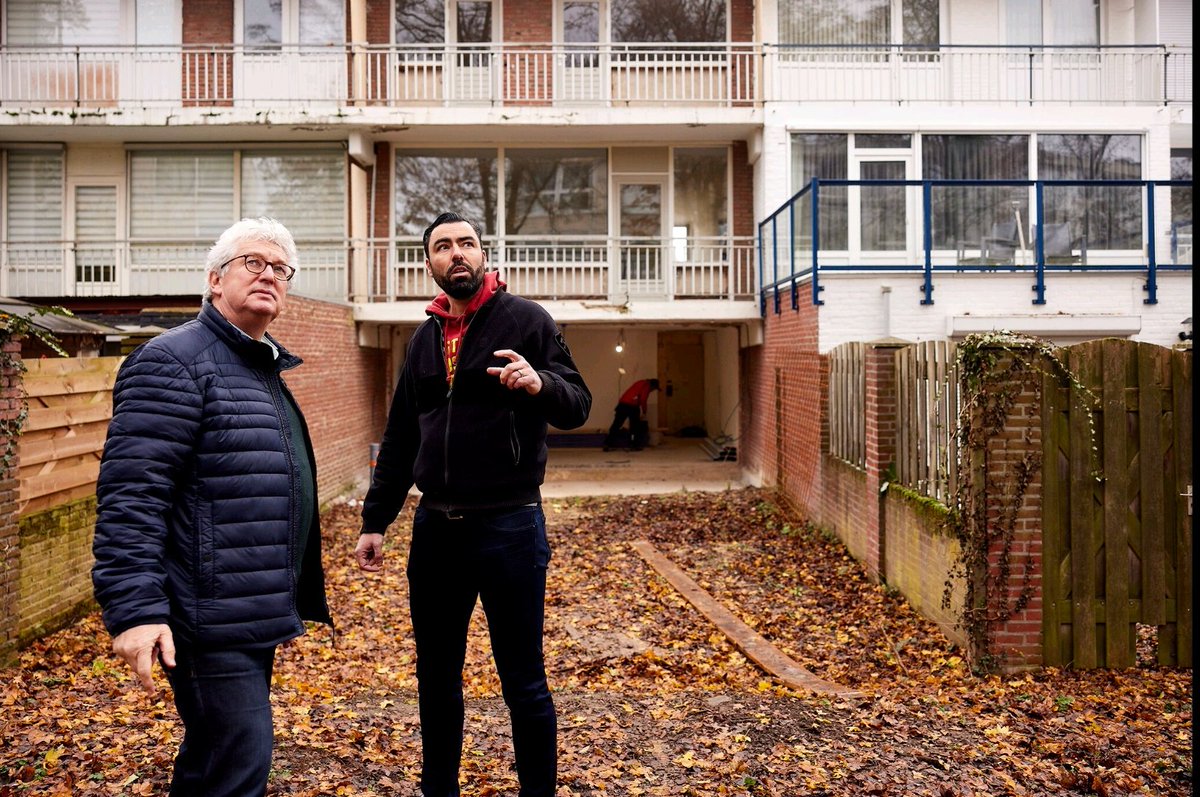 MeyerRon's tweet photo. We bouwen aan onze stad en streek. Met vastberadenheid en vereende krachten van bewoners, bestuurders en vakmensen zoals @DijckHarry. 👇
#Heerlen #HeerlenNoord https://t.co/G9eMWeIXBg