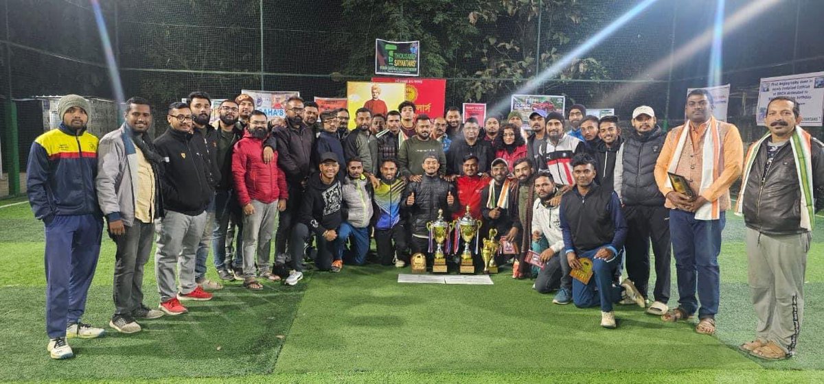 TSayantans's tweet photo. 🏏 https://t.co/sudT8mP5Dq