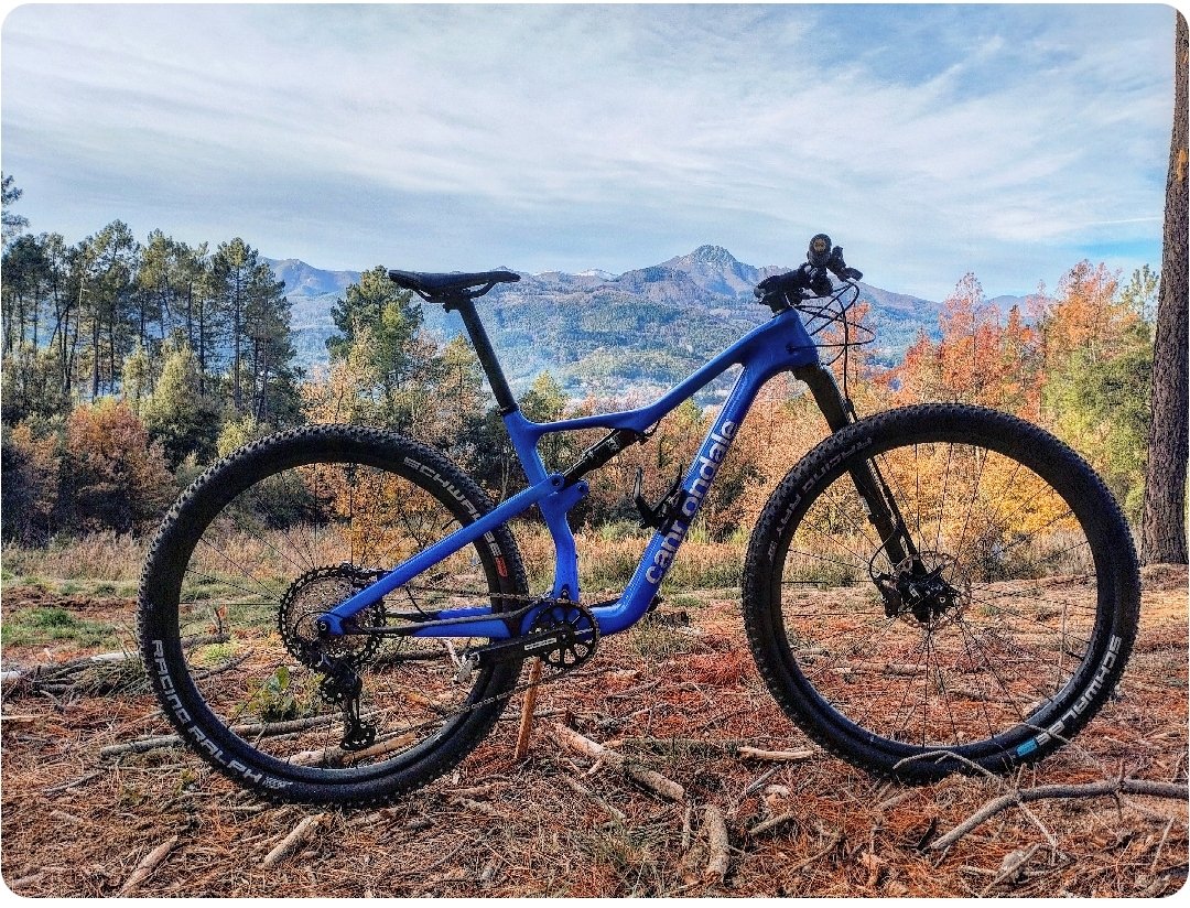 Gaudint de la BTT mentre esperem el sorteig 🤞.
Amb ganes d'aventures extremes i no són amb BTT.