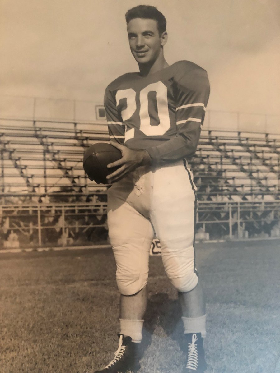 SCFootballHOF's tweet image. Sad to hear the passing of #SCFHOF20 Inductee Coach Art Baker, who left a great legacy everywhere he went especially to cfb in South Carolina. Rest in Peace, Coach! #Sumter
@BlueHoseFtball @PaladinFootball @CitadelFootball
@ClemsonFB
@GamecockFB
scfootballhof.org/inductees/indu…