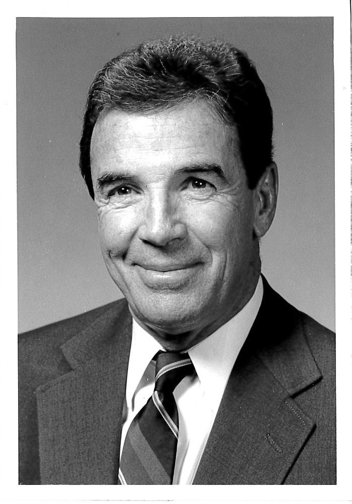 SCFootballHOF's tweet image. Sad to hear the passing of #SCFHOF20 Inductee Coach Art Baker, who left a great legacy everywhere he went especially to cfb in South Carolina. Rest in Peace, Coach! #Sumter
@BlueHoseFtball @PaladinFootball @CitadelFootball
@ClemsonFB
@GamecockFB
scfootballhof.org/inductees/indu…