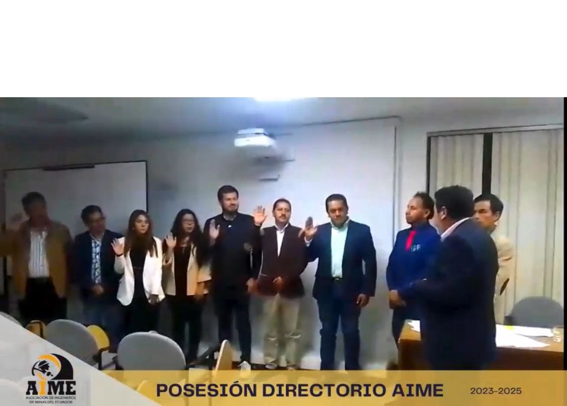 aime_ecuador's tweet photo. El registro formal de la directiva 2023-2025 se realizó ante el MEM el 11-01-2024. Inauguramos así esta nueva gestión con transparencia y seriedad, dejando por sentado el agradecimiento y apoyo recibido de tod@s. #AIME #ListaA #unidad #apoyo #mineriaresponsable @flaviogranizo https://t.co/OJLme7RFHM