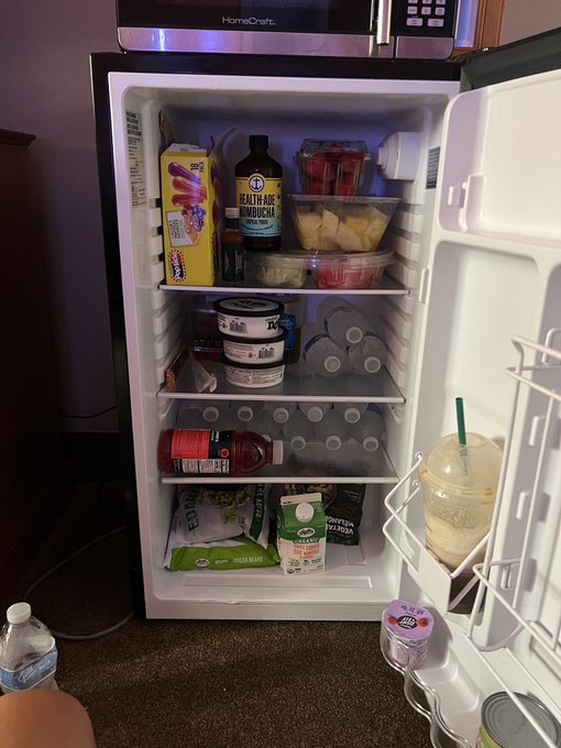 Stocking my hotel room fridge https://t.co/Uzd0za1toR<a href="/tag/losangeles"class="tags"><span>#losangeles</span></a><a href="/tag/california"class="tags"><span>#california</span></a><a href="/tag/huntingtonbeach"class="tags"><span>#huntingtonbeach</span></a><a href="/tag/costamesa"class="tags"><span>#costamesa</span></a>