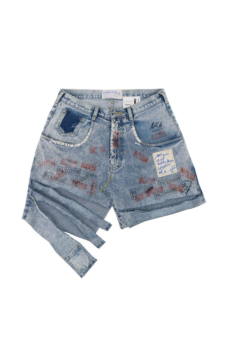 outfitsofgg's tweet photo. #LOONA #ARTMS #Heejin "Algorithm" 

👖ripped jeans from #TheRaggedPriest (can only find in black)
https://t.co/HKEtHjTFDJ

👖graffiti shorts from #PAX00100 (modified)
https://t.co/1XrPLQ1VDm

🏷️#oogg_LOONA ; #oogg_ARTMS #oogg_Heejin ; #oogg_theraggedpriest ; #oogg_PAX00100 https://t.co/sMAUPWayHR