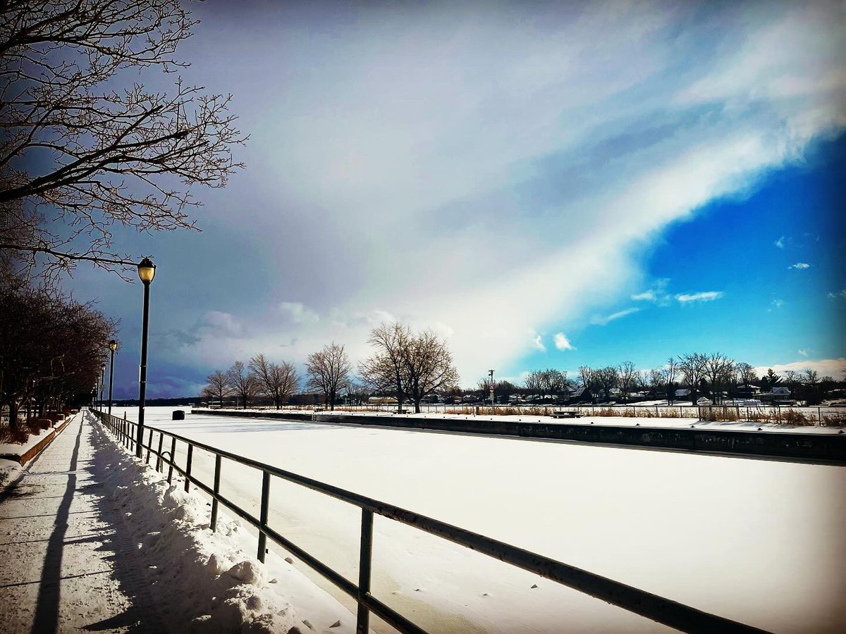 tebovision's tweet photo. #RunningTrails #TrailRunning #NatureRun #RunInspiration #HealthyLifestyle #FitnessMotivation #RunningGoals #52AndFit #FitnessJourney #ActiveLifestyle #FitOver50 #OutdoorFitness #RunningCommunity #FitnessAdventure #NatureLover #RunEverywhere https://t.co/JeSj1hnfnX