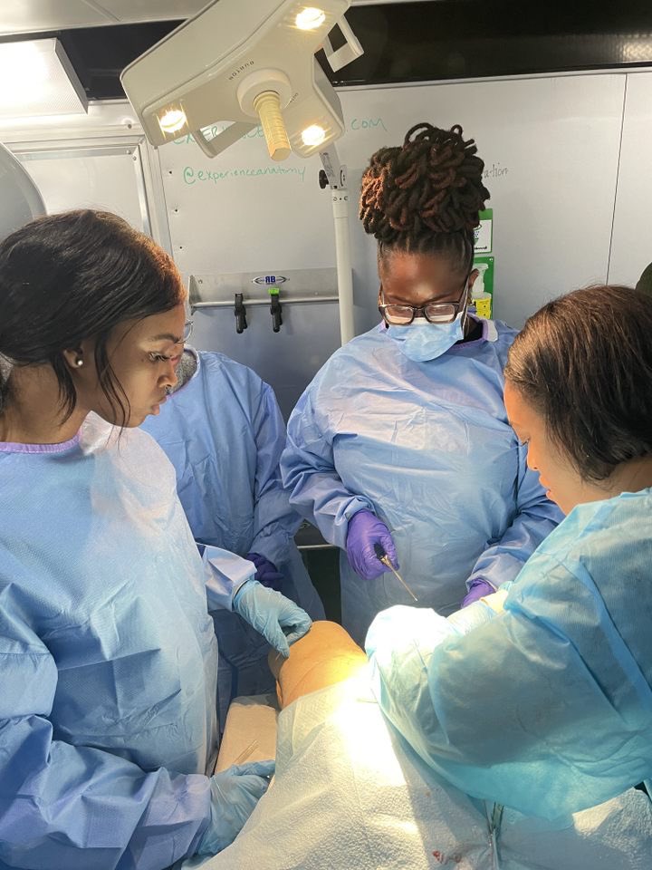 MSMUIG's tweet photo. Last Friday @MSMUIG was able to host a hands on Urology Prosthetics event with @bsc_urology !! Special thanks to @BChristine_MD and @BarrettHarlowMD for teaching our students inflatable penile prosthesis and artificial urinary sphincter procedures. @MSMEDU @UrologyUnbound https://t.co/Z3LU3xtQPW