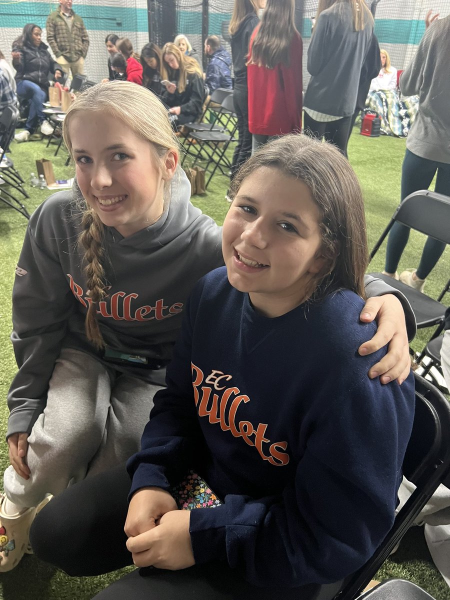 ECBullets_McGee's tweet photo. Great inspiration, strategies and nuggets of advice from @HaleighDickey’s Power Anthem! “Know your values and strengths inside and outside the game.” Are you hungry to see how you can get better?!” “If you don’t know your purpose, figure out your passion!” https://t.co/qPyqIQkcPS