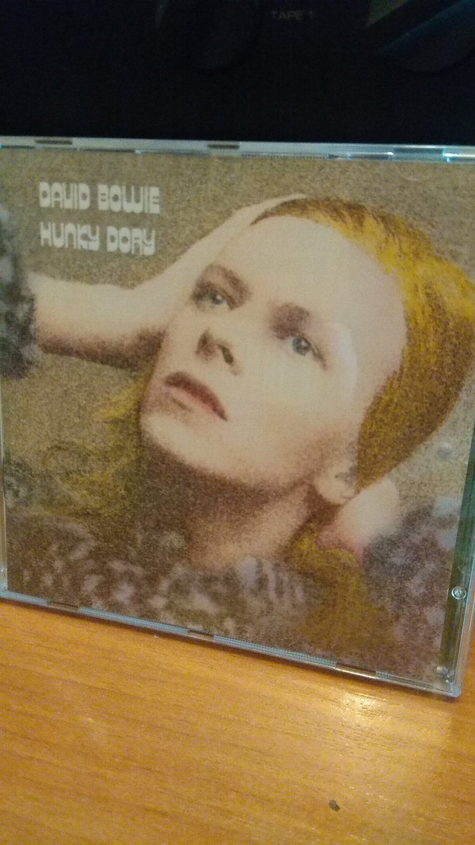 frankis666's tweet photo. David  Bowie -  Hunky Dory https://t.co/ElAn54qZxy