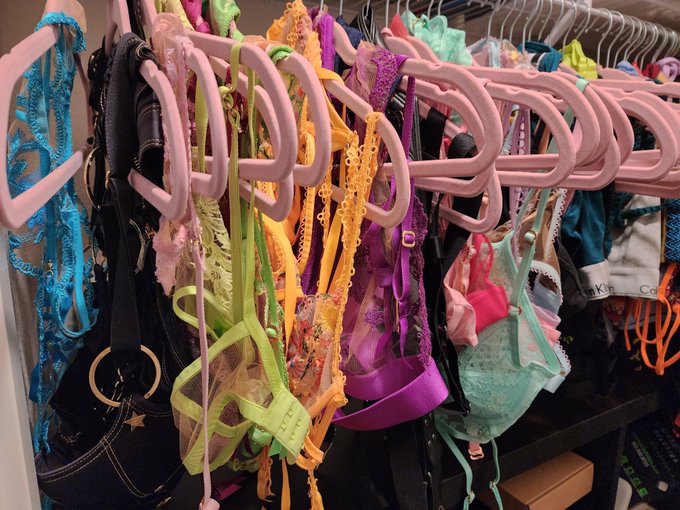 Wanna taste the rainbow? Pick your favorite lingerie and I'll wear it for your next custom video.   Order<a href="/tag/mvsales"class="tags"><span>#mvsales</span></a>