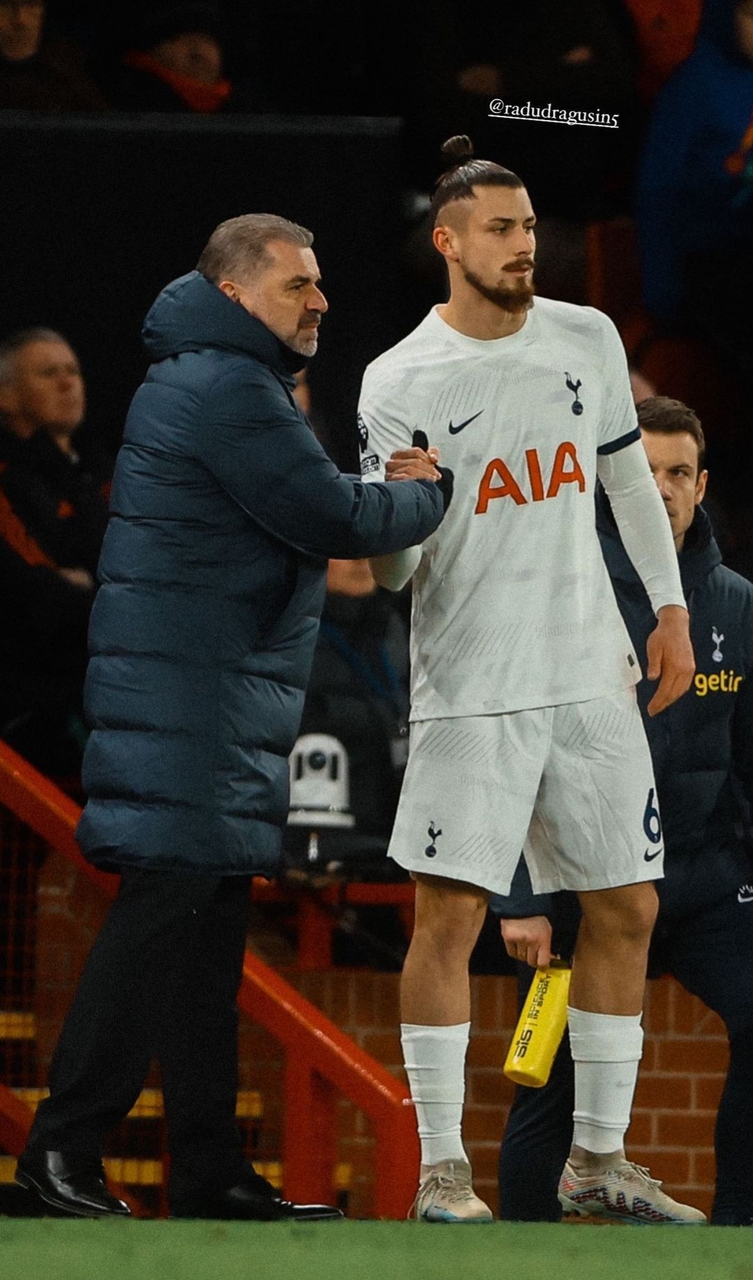 VIDEO. Radu Drăgușin, debut memorabil pentru Tottenham în meciul lor împotriva lui Manchester United | Scor final 2-2