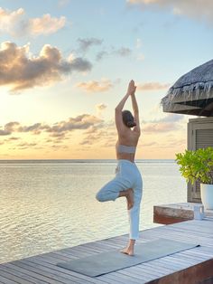 Daily yoga routine <a href="/yogapetz/">Yogapetz</a> #Well $WELL