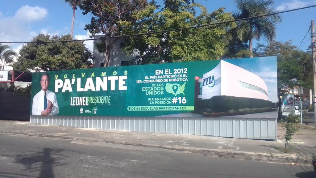 CesarAFernandz's tweet photo. Aqui parte del legado de @LeonelFernandez en educación y tecnología #volvamospalante @PropagandaFP @FPcomunica https://t.co/Xps1DrTJxQ