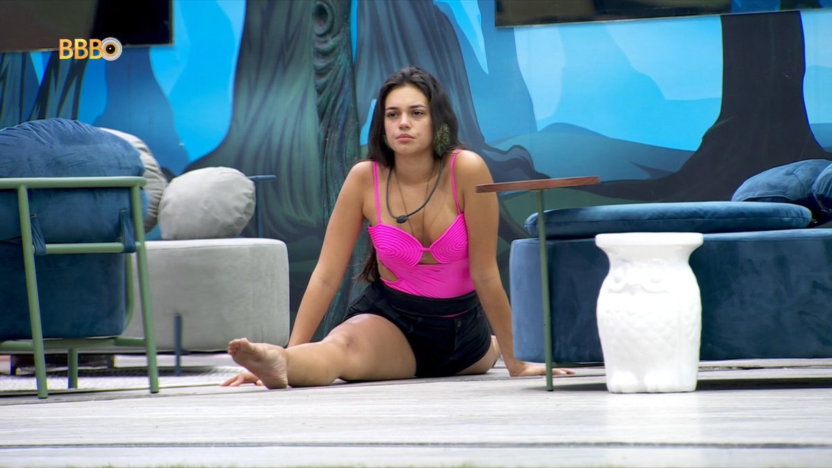 A Alane é tão bonita, uma pena ver ela envolvida em toda essa situação por causa de um macho como o Nizam. #BBB24