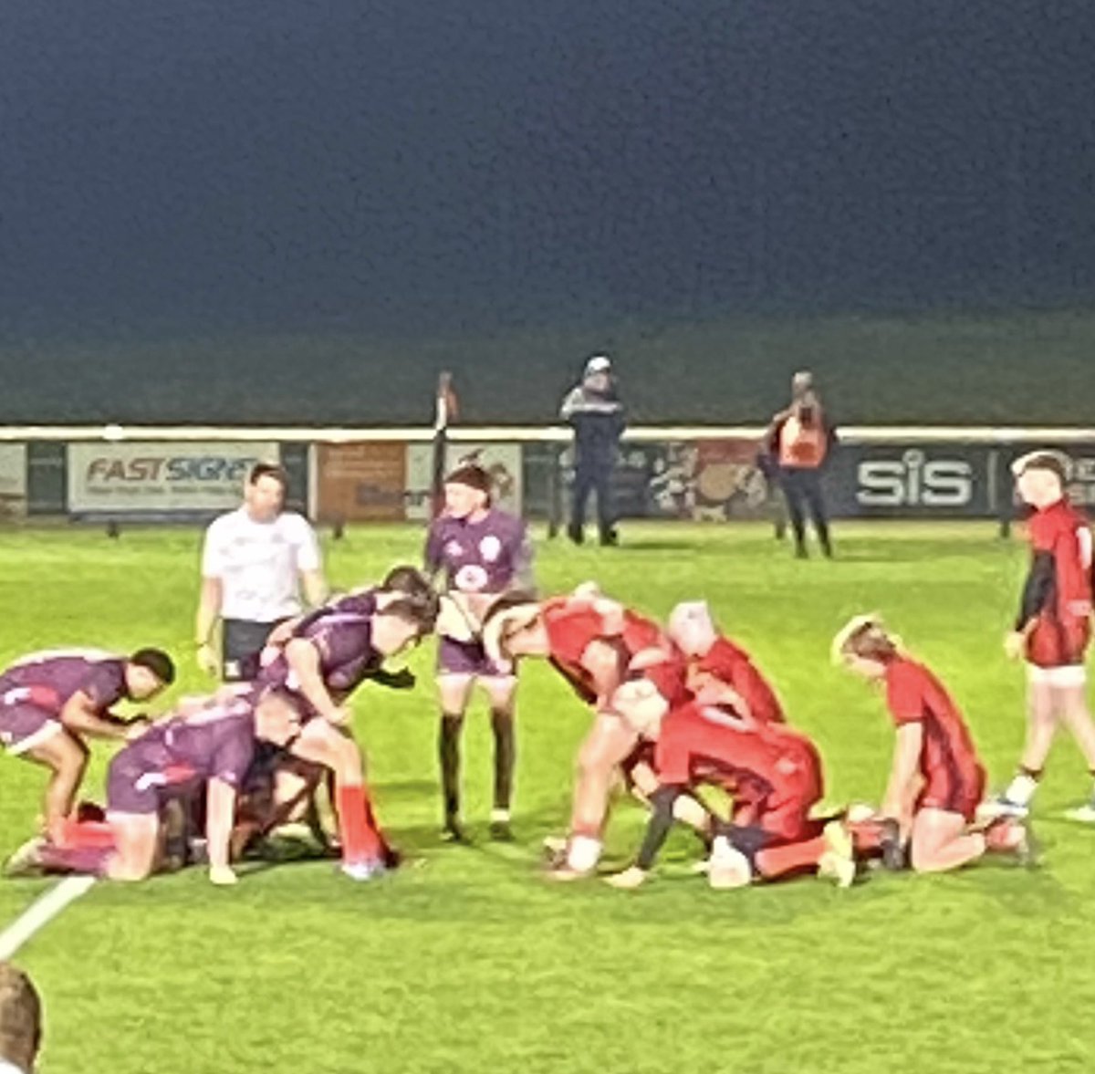 Great to have former @RAFRURS and <a href="/UKAFRugby/">UK Armed Forces Rugby Union</a> at official Nick Marshall controlling events and on Friday night  <a href="/HartpuryRFC/">Hartpury RFC</a> more current and x forces personnel working across the game. <a href="/GRFUVol/">@GloucsCountyRFU</a>