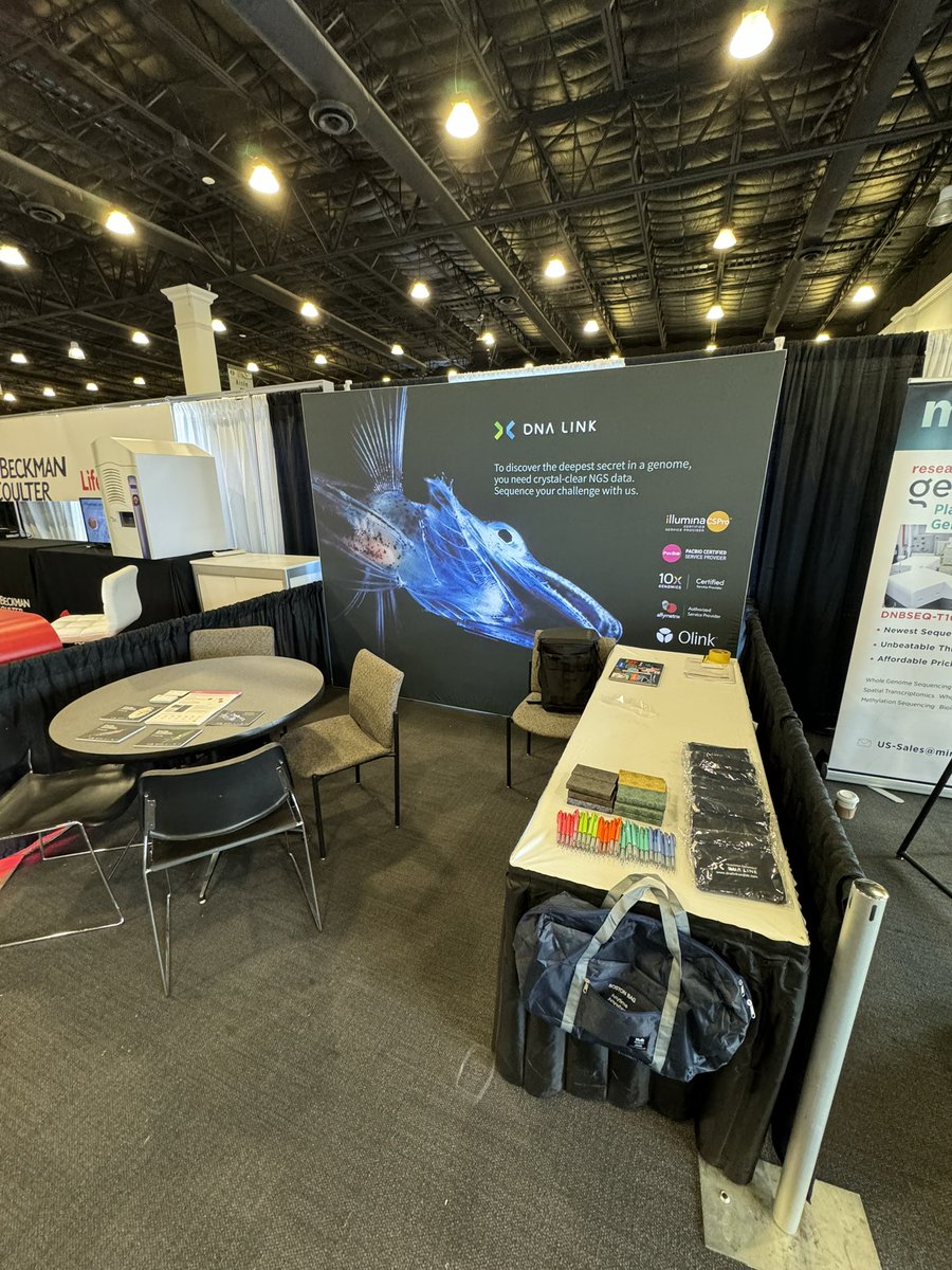 DNALink_Inc's tweet photo. @DNALink_Inc attended #PAG31. If you are looking for NGS service provider @PacBio @illumina @nanopore, please visit booth 305. https://t.co/KkzOlwwmCH