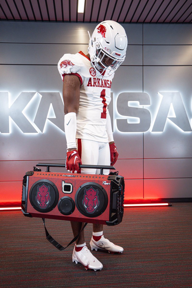 Krosse Johnson tweet media