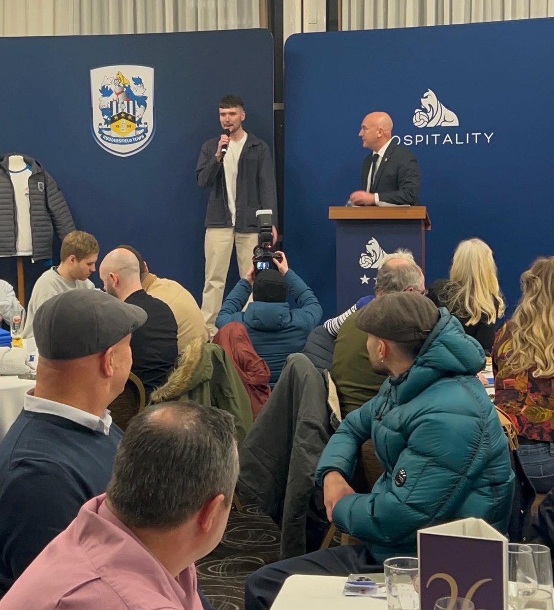 MatthewHaywoodX's tweet photo. Such an amazing day yesterday at the football, speaking in hospitality and on the pitch at half time🎤

Thank you to @htafc for inviting me💙

Public speaking is always something I’ve been passionate about, so to be able to spread a positive message means a lot to me🙌😃 #htafc https://t.co/9HuY7opt6a