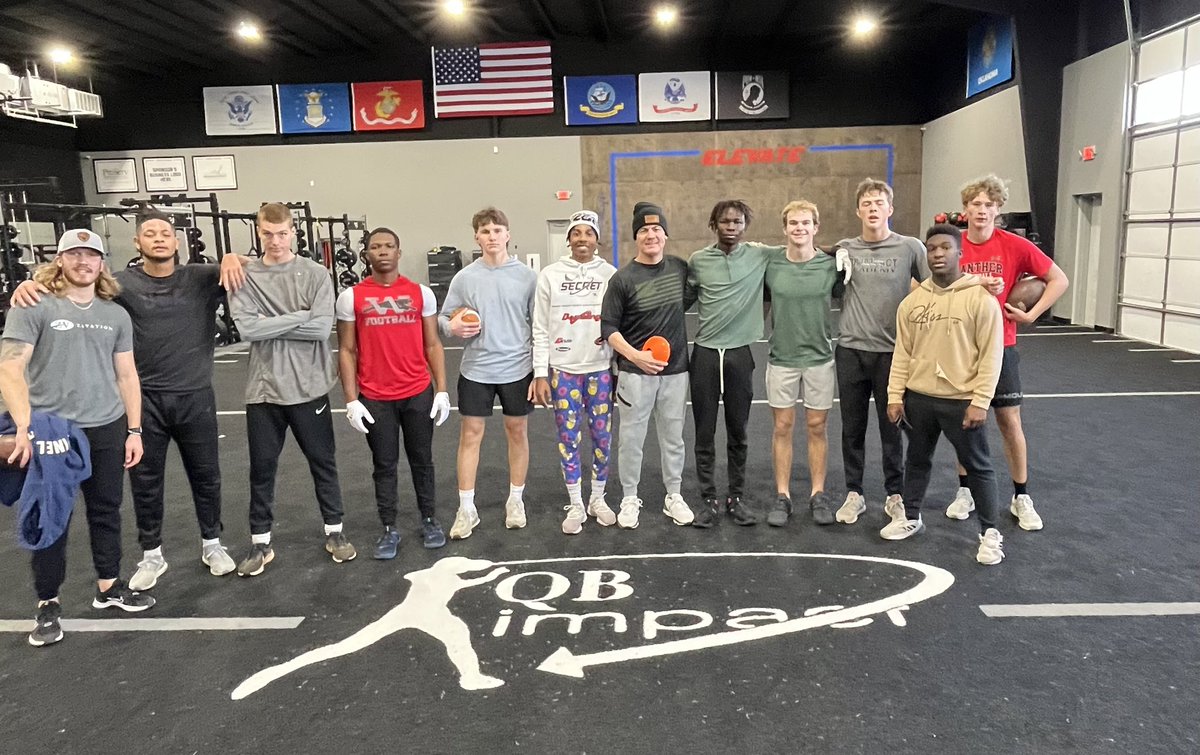 QBimpact's tweet photo. Sunday QB #WORK at @ISP_OKC with @CoachGeorge5 #QBi
College Guys / Class of 2025-26
UCO QB @CalebParten5
Navarro QB Zadok Martin
2025 MSM QB @HarryTesio
2026 EMHS QB @dawson_beaulieu
2026 PV QB @PhoenixD2026
2026 Cushing QB @EthanEvans2026
#Discipline #Consistency #Effort https://t.co/1wcXWZyWvW