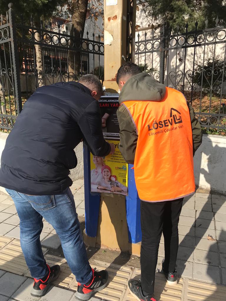 hatip_ykk's tweet photo. Bugün aramıza yeni katılan gönülü arkadaşlarımızla beraber saha çalişmasi yapmış bulunmaktayız 🧡

@ustunezer 
@hulya_unver 
@losev1998 
@zilan_has https://t.co/M264sQEfli