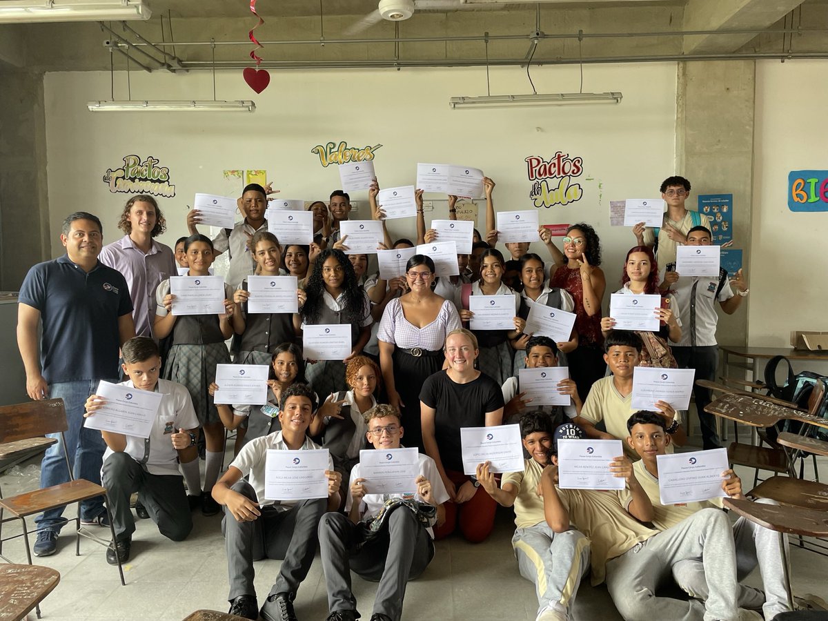 JennayRodriguez's tweet photo. After several months of training in Nov of 2023, I officially swore in as a Peace Corps volunteer. I will be in a small pueblo in the La Guajira region of Colombia for the next two years. Excited for what's to come. Stay tuned for my blog coming! PS: My tacos are a hot commodity https://t.co/bkNA9l6RkF