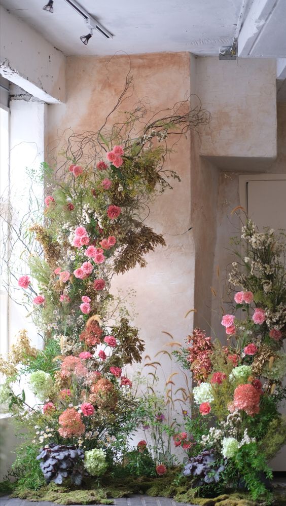 FianceeBodas's tweet photo. Lleva el jardín hasta tu ceremonia de bodas en un espacio cerrado con estas románticas ideas, ¡inspírate! https://t.co/bRlgUrAx4Q