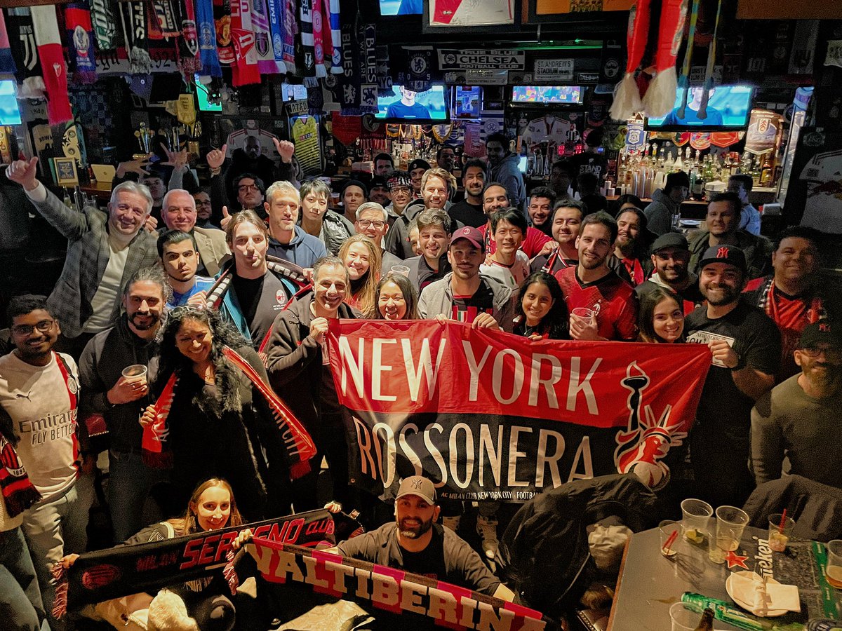 ACMilanNYC's tweet photo. TUTTA LA VITA INSIEME AL DIAVOLO! Thank you all for coming! Grazie a tutti! Bella vittoria! @FFactoryNY 🔴⚫️🗽 #sempremilan #forzamilan #nyc #acmilan #milanisti #rossoneri #serieA #calcio https://t.co/9sbewFaQVx