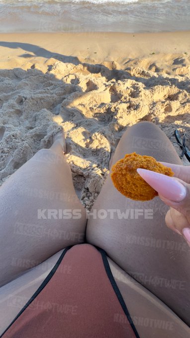 Me diz a&iacute;, gosta ou gostaria de comer uma acaraj&eacute;? 🤭 https://t.co/rPyPgNW5co