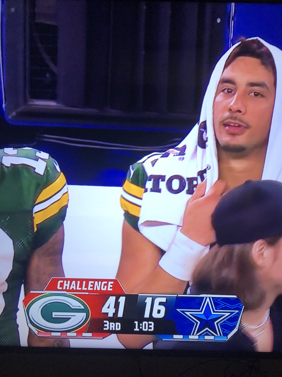 JoePand3Boxers's tweet photo. Love just hanging out #GBvsDAL #nflplayoffs2024 https://t.co/EzGcQpSf56