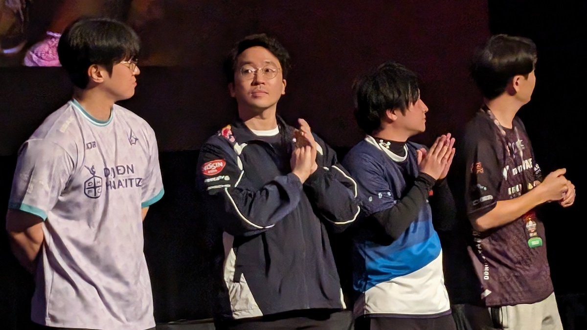 teamspooky's tweet photo. The Final Battles for Tekken 7
1. @ArslanAsh95
2. @Tekken_CBM
3. @tekkenUlsan
4. @LowHigh92
5. @rangchu123
5. @SmilyAo
7. @holyknee
7. @Jeondding_tk
Thank you to all players for the memories - looking forward to seeing everyone in Tekken 8! #twtfinal https://t.co/2IQxYbBmSz