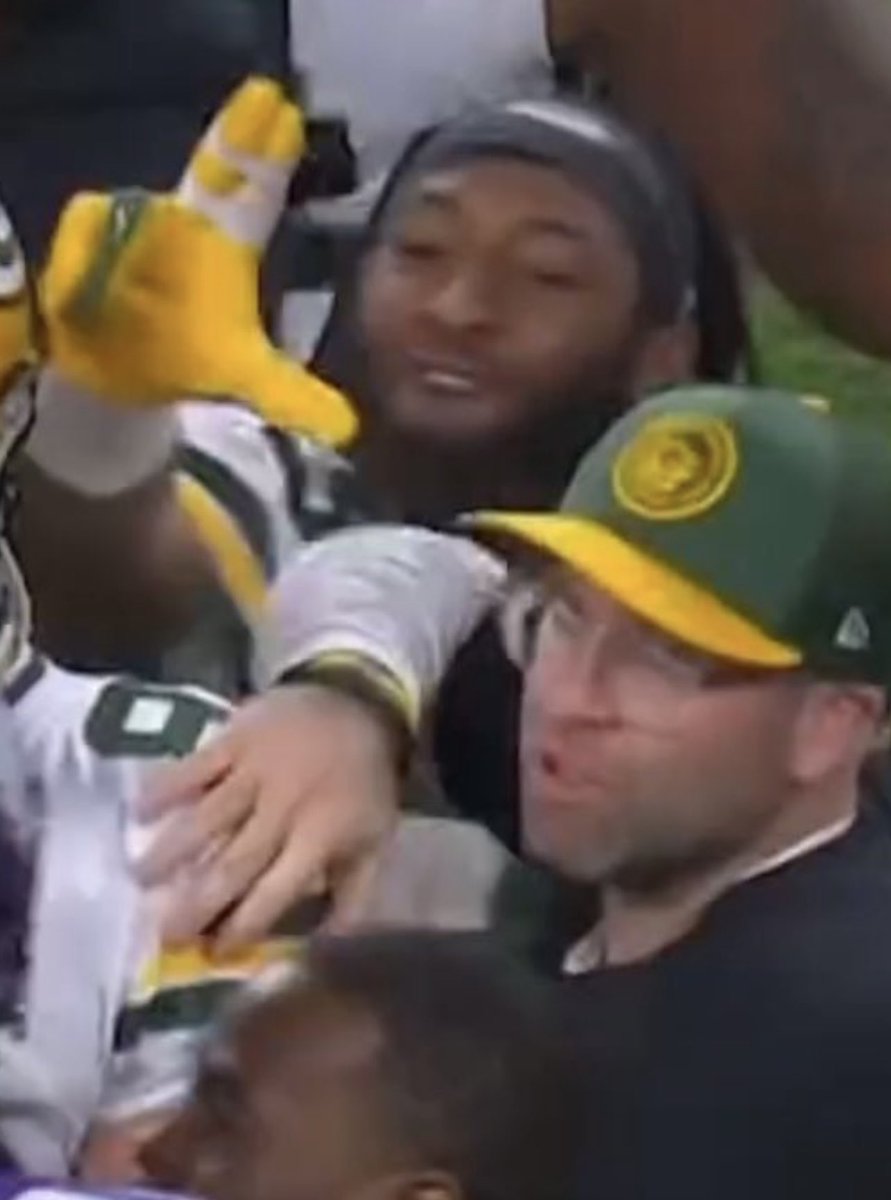 dolla_milz's tweet photo. It's a GREAT day to be a Packer 🤠 LFG #GoPackGo  #GBvsDAL https://t.co/IP8Y3mOgXH