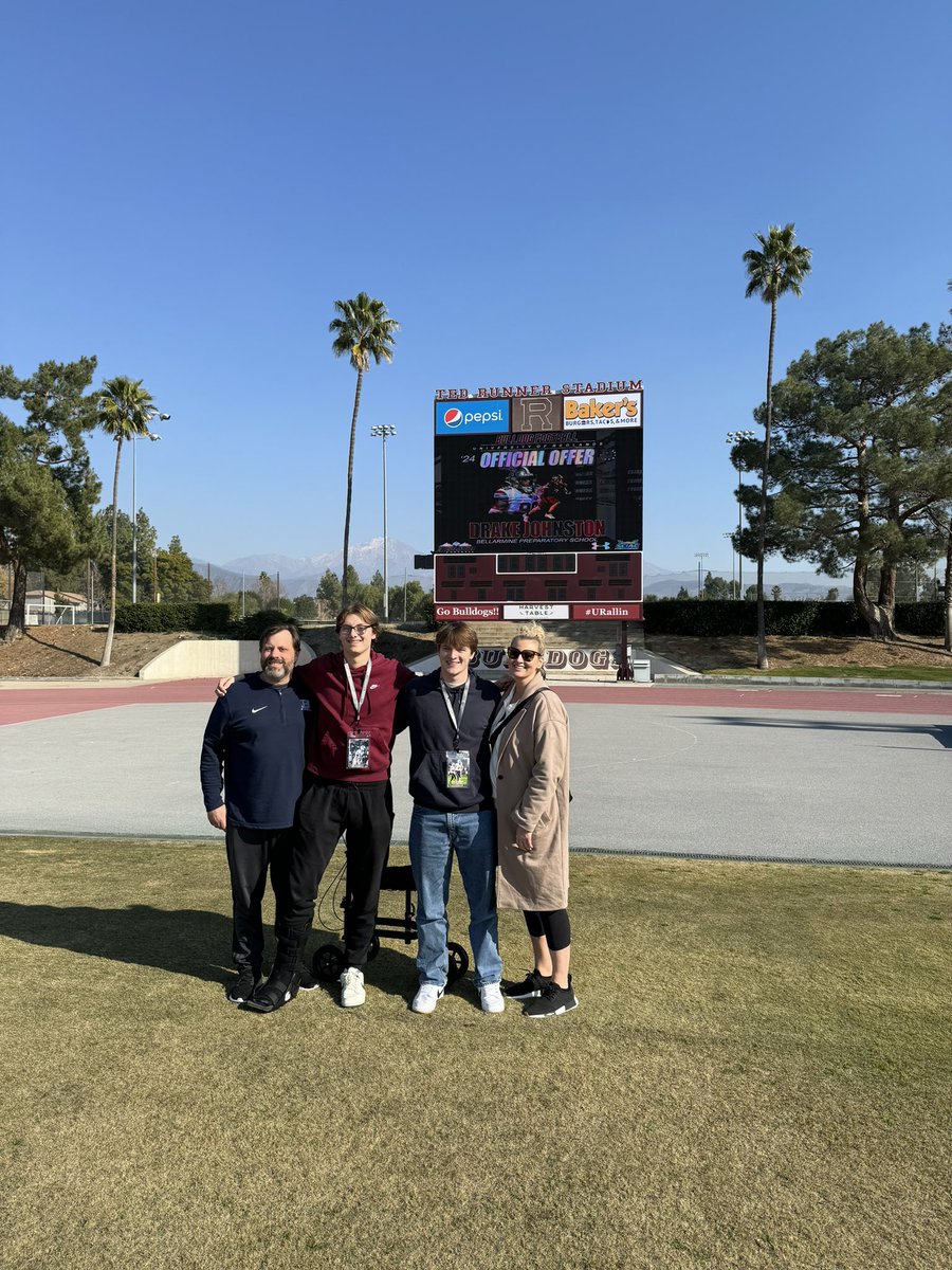 Thank you @UR_CoachGood and to all of @UofR_Football for the Offer. I had a great time visiting Redlands with my brother @colejjohnston and my parents today. Thank you! @bprepfootball @BellarminePrep @UR_CoachBennett @UR_CoachLord