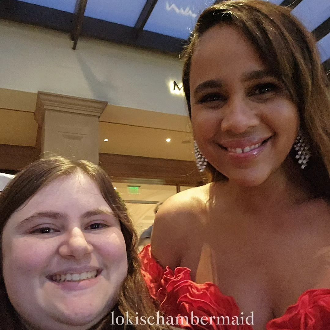 zawe ashton with a fan at the #BAFTATeaParty. ❤️✨