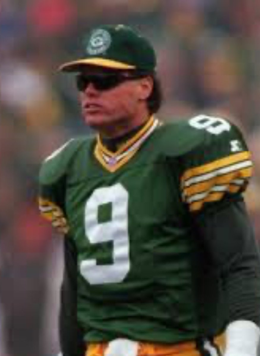 stuartistic's tweet photo. @JasmineAshley22 See if you can find an old Jim McMahon Packers jersey to help Watson next week. https://t.co/nW6yBsbnbM