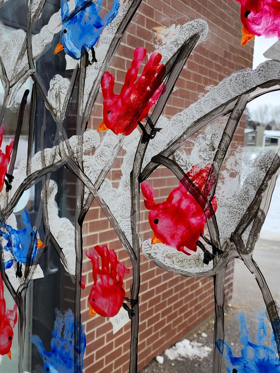 recebriscoe's tweet photo. After discussing winter, in kindergarten and how living things adapt, migrate or hibernate. We added cardinals and bluejays to our winter tree.  Here is the Tweet, tweet, tweet. 
@tecsouthps @SCDSBey @SCDSB_Schools https://t.co/JFM4clJjLr